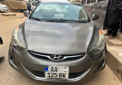 Hyundai elantra essence automatique climatisé année 2012 Prix 4.800.000. L. 775358969