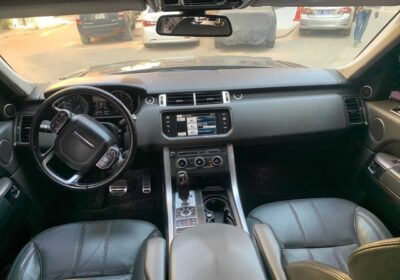 Ranger rover sport Année 2015 Automatique diésel Full option Consommation 6 cylindre Kilométrage 70058km Prix 24 millions 500. L. 775358969