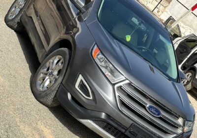 Prestige – Auto: véhicule Ford Edge titanium