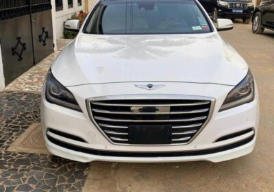 Hyundai Genesis année 2015 à vendre