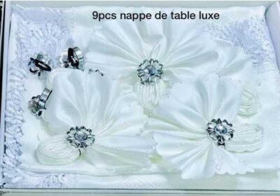 Nappe de table plus torchon 8pcs