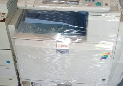 Imprimante multifonction laser Ricoh mpc 3001venant d’Italie